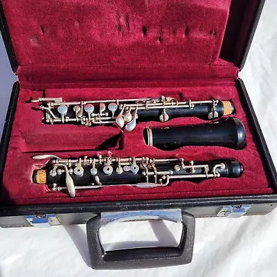 Oboe Yamaha 211 Black Composite Student Oboe With Hard Case • $835.99