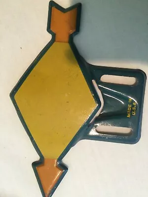 Vintage Sunoco Arrow License Plate Topper • $45