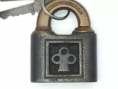 Antique Yale CLOVER Push Key Padlock With 2 Org Keys • $49.95