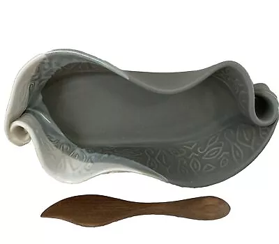 HILBORN ART POTTERY Taupe Grey W/leaf Design Asparagus Dish &  Knife READ • $39.99