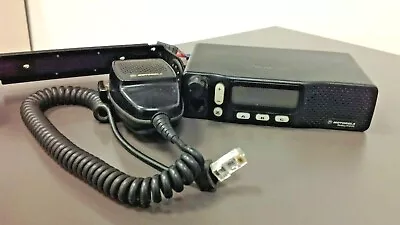 Motorola M1225 UHF 450-474 MHz 25-40W Model # M44DGC90J2AA Mic Mount • $169