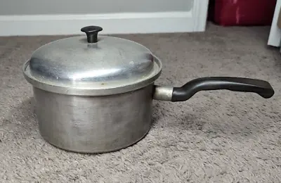 Vintage VitaCraft # 203 Sauce Pan Pot With Lid 3 Qt  8” X 4” • $19.99