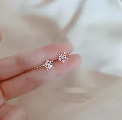 Super Adorable Tiny Snowflake Silver SP Star Stud Earrings • $7.99