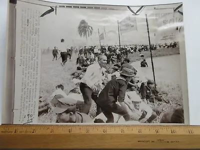 Viet Cong Barrage Interrupts Rally Release 1971 Press Photo Vietnam War • $19.99