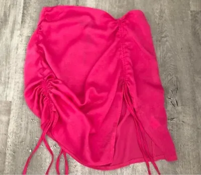 £7.50 • Buy NWT's Ladies SIZE 22 HOT Pink Satin Skirt. PRETTY LITTLE THING. Ruched Sides 