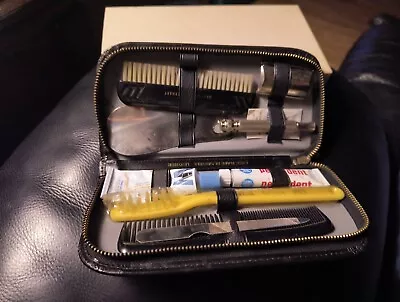 Vintage Gillette Razor With Grooming Kit  USA Leather Case Austria Old New Stock • $19.95