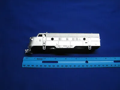 HO Scale Mantua Undecorated F7-A Diesel Engine Shell - For Parts • $3.99