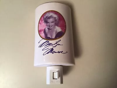 Charming Marilyn Monroe Porcelain Night Light 2005 Works • $8