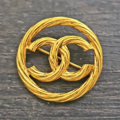 CHANEL Gold Plated CC Logos Round Vintage Pin Brooch #242c Rise-on • $448.50