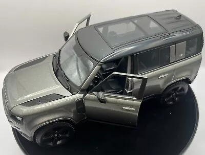 Land Rover Defender 110 4 Door Metallic Grey 2022 1:24 Scale From Bburago • £30