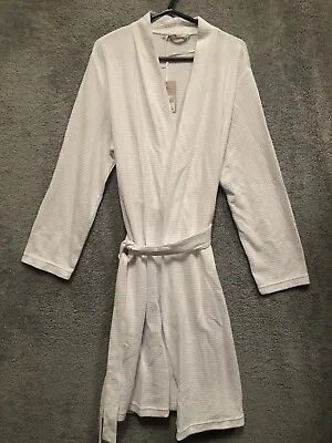 New With Tag TU White Waffle Dressing Gown Robe M Medium Knee Length • £12.50