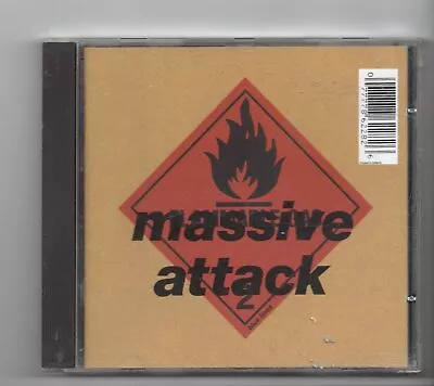 (JJ920) Massive Attack Blue Lines - 1991 CD • £2.99