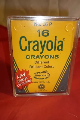 Vintage Box Of 16 Crayola Crayons In Plastic Container Binney & Smith 16 P • $9.99