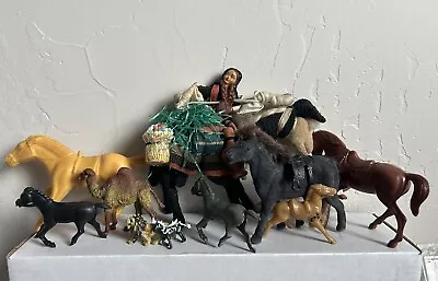 Junk Drawer Lot Wholesale Flea Market * Animals Vintage Horses - Felt & Plastic • $12.45