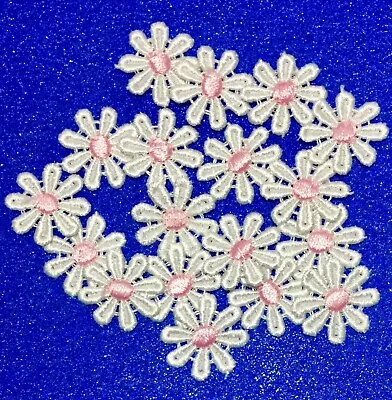 24x White Daisy Flower With Pink Center Embroidered Sew On Applique Patch • £3.29