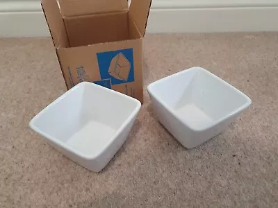 Pampered Chef 2 Small Square Bowls • £6