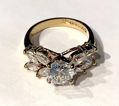 LIND Costume Jewelry Ring Flashy Gold Plate Size 9 • $15