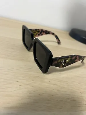 $370 • Buy PRADA PR 23YS Sunglasses 