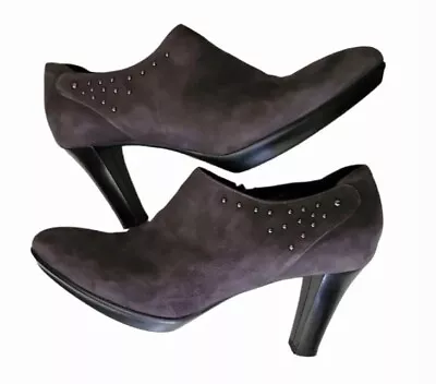 Aquatalia Vera Gomma Dark Grey Suede Studded Heeled Ankle Boot Size 7.5 / EU38 • $35