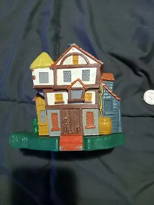 $26 • Buy Harry Potter Wesley House Burrow Collectible Mini Playset  2001 By Mattel .