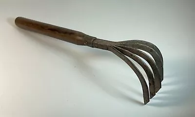 Vintage 5 Tine Garden Hand Claw Cultivator Fork Rake Dig Weed • $29.95