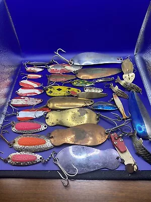 Huge Lot Of Vintage Fishing Spoons Daredevil Little Cleo Luhr Jensen Southbend • $5.50