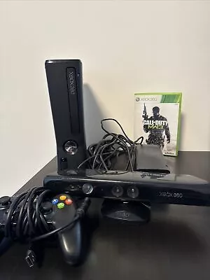 Microsoft Xbox 360 S 4GB Console - Black (1439) With 320GB HDD Kinect And MW3 • $119.99