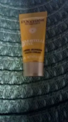 L'Occitane Immortelle Divine Youth Cream 4ml/0.14oz - Travel Size • $14.53