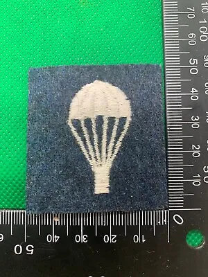 £3.99 • Buy British Army Airborne Paratrooper Lightbulb Badge - Parachute Qualification