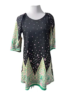 Voom Joy Han Black Geometric Print Shift Dress Short Casual Women Size S • $24.99