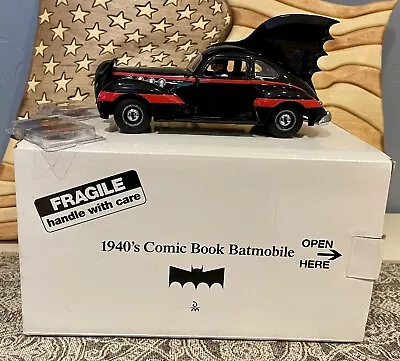 Danbury Mint Diecast Vintage 1940's Batman Robin DC Comic Book Batmobile 1:24 • $70