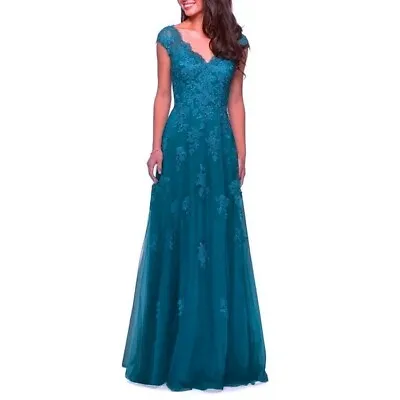 La Femme Teal Turquoise Blue Embellished Tulle & Lace A-Line Gown Size 12 $599 • $158.98