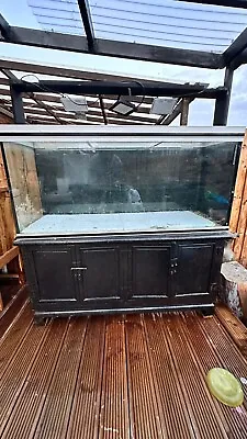 £350 • Buy 5ft Fish Tank With Stand £500