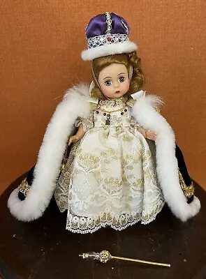 Vintage 1992 Madame Alexander Queen Elizabeth II Coronation Doll 8  Unboxed • $24.99