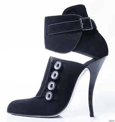 MANOLO BLAHNIK Black Suede ANKLE BOOTS Booties Shoes  Rapacina  - SEXY New $1095 • $319.99