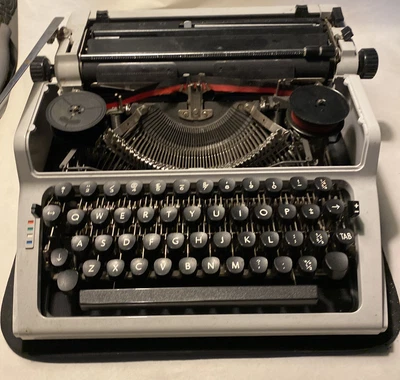 £30 • Buy Erika 105 Portable Typewriter With Case