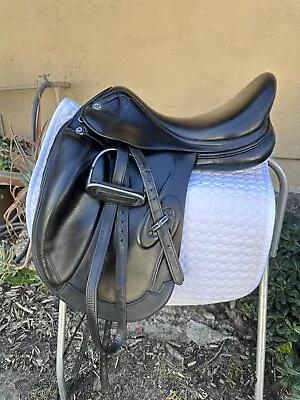 Prestige Venus K-New Monoflap Dressage Saddle 17” Irons And Passier Leathers • $1899