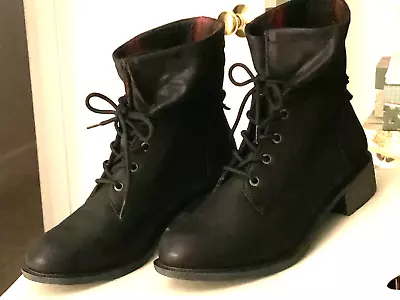 Mudd Women’s Combat Boots Ankle Lace Up Black Faux Leather/ Red Sweater Cuff~9.5 • $16.99