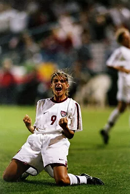 Mia Hamm World Cup Soccer Player Sports Star Wall Art Home Decor - POSTER 20x30 • $23.99