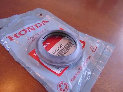 Honda Vtx1800 St1300 Fork Dust Seal Oem 91254-mca-003 • $4