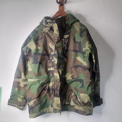 US Military Cold Weather Camouflage Parka Sz. Medium Regular  Woodland Camo Ecws • $89