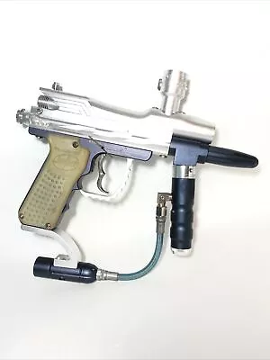 Kingman Spyder Fenix .68 Cal Electronic Paintball Gun Marker. Silver & Green. • $100