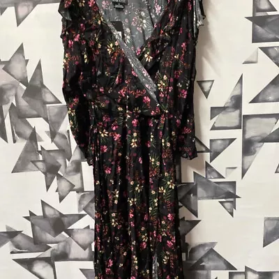 City Chic Plus Size M-18 Pretty Black Floral Cold Shoulder Ruffle Maxi Dress NWT • $35