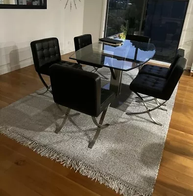 $2500 • Buy Gainsville Glass Dining Table 6 Seater. High Quality. Immaculate Condition.