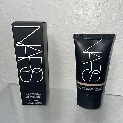 NARS Pure Radiant Tinted Moisturizer SPF30 SYDNEY MEDIUM 1.2 - Full Size 1.9 Oz • $15