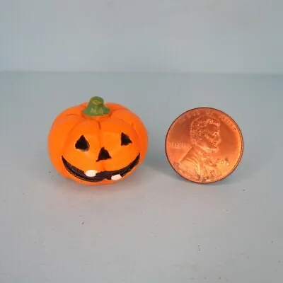 Dollhouse Miniature Halloween Jack-O-Lantern Pumpkin MUL5625 • $3.32
