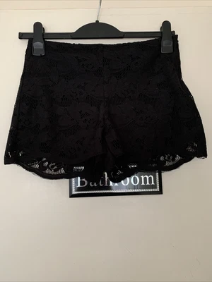 £25 • Buy Zara Womens Lace Shorts Size Small Uk 8/10 Colour Black With Side Zip