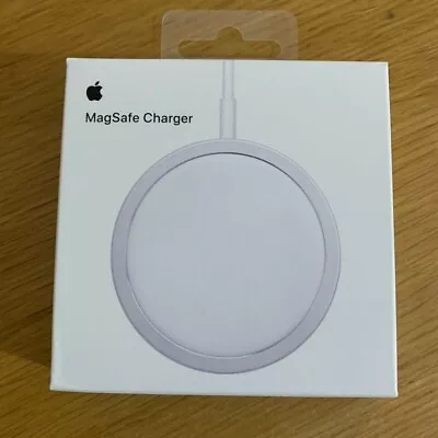 Genuine MagSafe Wireless Charger Apple IPhone 15 14 13 12 11 Pro A2140 MHXH3ZM. • £15.69