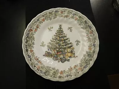 SEASONS'S GREETINGS QUEEN'S MADE IN COLUMBIA REPLACEMENT PLATE!  E930UXX • $18.54
