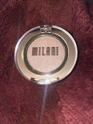 Milani Powder Eye Shadow Beach Sand 01 Rare! HARD TO FIND! • $10.99